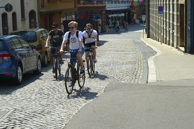 Halle (Saale) 2013 – Laughing & cycling