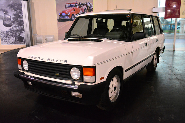 Sharjah 2013 – Sharjah Classic Cars Museum – Range Rover