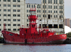 lightship , royal victoria dock, millenium mills   (2)