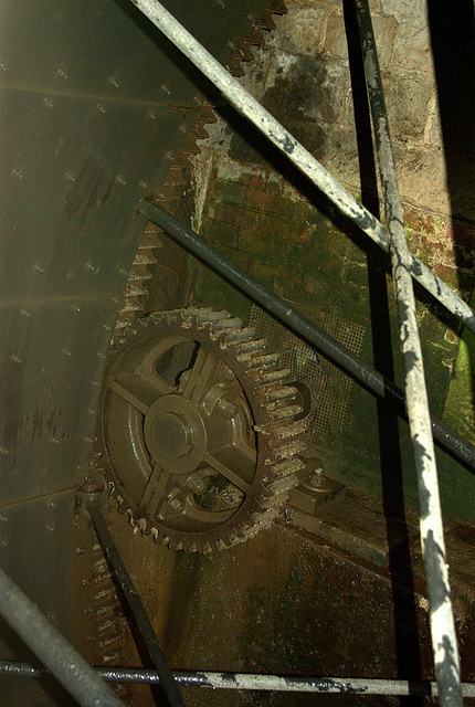 Gearing inside the Waterwheel