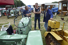 Oldtimerfestival Ravels 2013 – Tractor talk