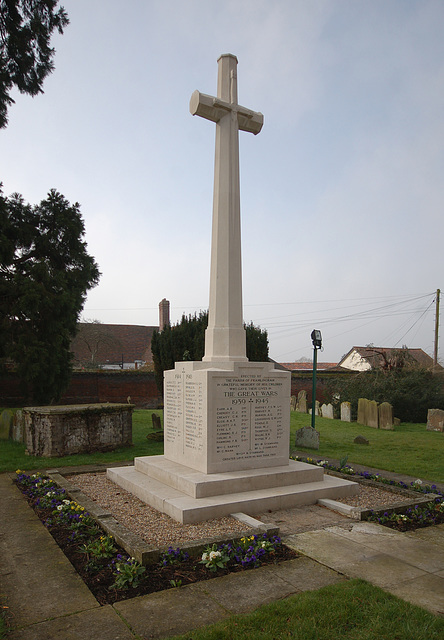 War Memorial, Curchyard, Framlingham, Suffolk