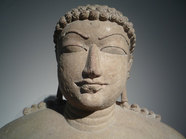 Cabeza arcaica de Buda