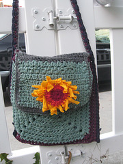 Crocheted T-yarn Sunflower Bag