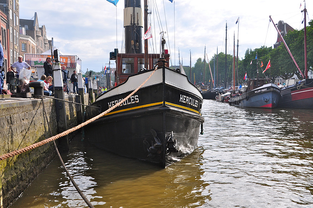 Dordt in Stoom 2012 – The Hercules in the harbour for the night
