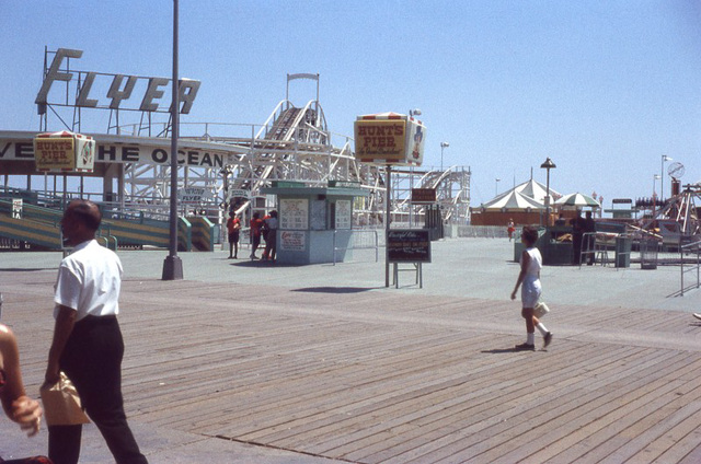 The Flyer Roller Coaster, Hunt's Pier, Wildwood, N.J.