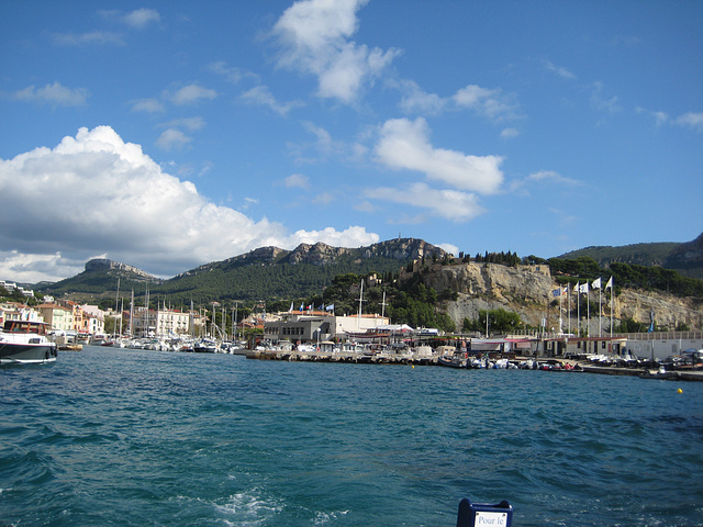 Port of Cassis with imposing limestone outcrops in the background