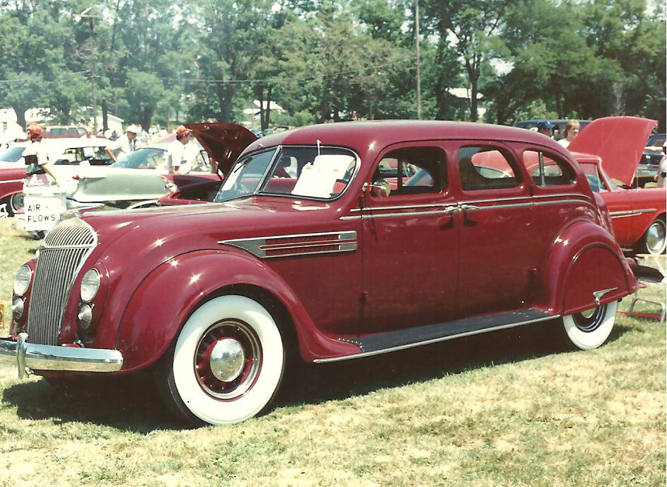 1936 Chrysler C-9 Airflow