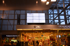 New screen at Leiden Centraal station