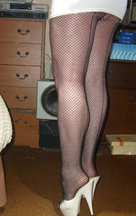 Carla !!!! Fishnets & sexy endless legs with miniskirt and while heels / Longues jambes en mini-jupe et talons hauts