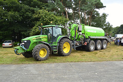 Oldtimerfestival Ravels 2013 – John Deere 7720 tractor