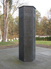 Denkmal - Kriegsgräberstätte Zehrensdorf