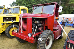 Oldtimerfestival Ravels 2013 – Latil 80 tractor