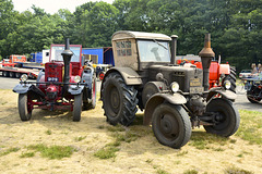 Oldtimerfestival Ravels 2013 – Ursus and Lanz Bulldog tractor