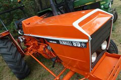 Oldtimerfestival Ravels 2013 – Renault 89 tractor