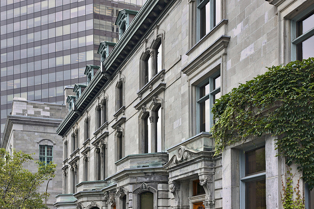 Across from McGill University – Sherbrooke Street West, Montréal, Québec