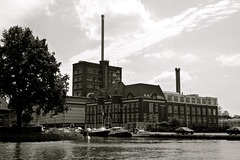 Nederlandsche Gist en Spiritus Fabriek