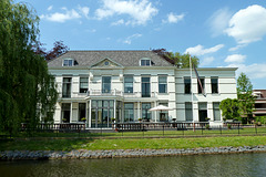 House on the bank of the canal from Delft to The Hague
