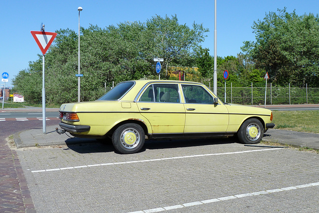 Mercedes-Benz Mercedes-Benz