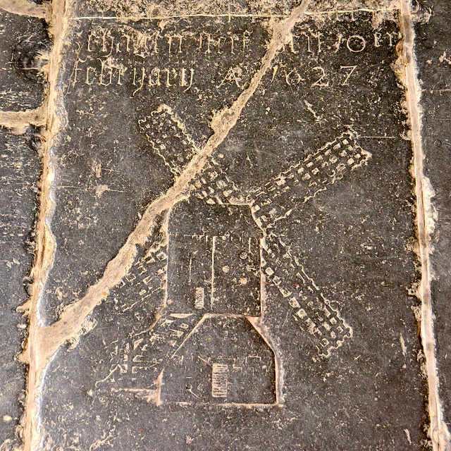 Alkmaar 2014 – Grote of Sint-Laurenskerk – Windmill gravestone