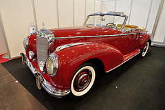 Techno Classica 2011 – Red Mercedes