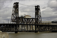Steel Bridge 00 20120328