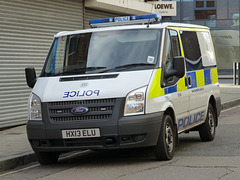Hampshire Police Transit - 2 January 2014