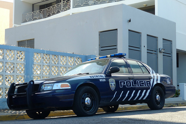 Policia Estatal Crown Vic - 5 March 2014