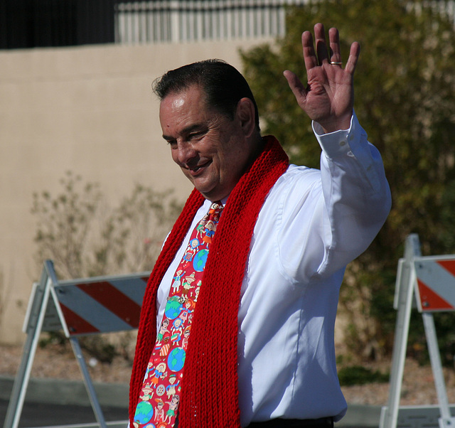 Mayor Sanchez at DHS Holiday Parade 2013 (3931)