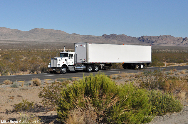 stoke llc kw w900 van us93 dolan springs az 07'14 stoke llc kw w900 van us93 dolan springs az 07'14