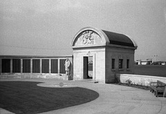 Image21A Southsea War Memorial 1950's