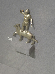 Museum Carnuntinum : figurine en métal de Jupiter Dolichenus.