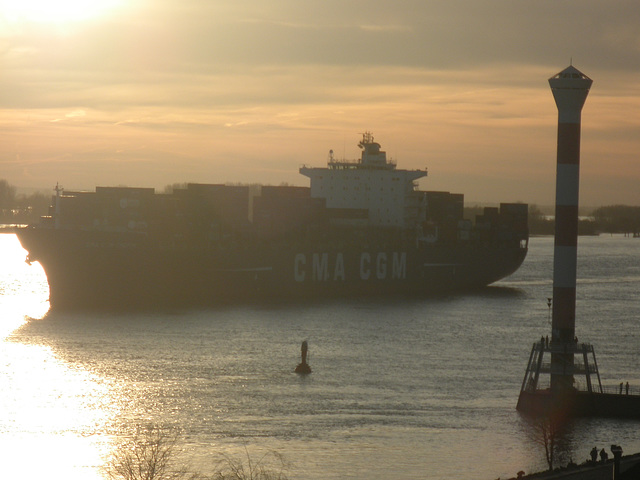 Containerschiff  CMA  CGM  CHOPIN