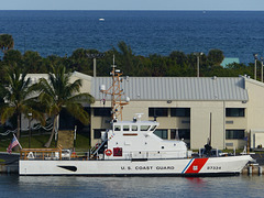 USCGC Gannet (WPB 87334) - 26 January 2014