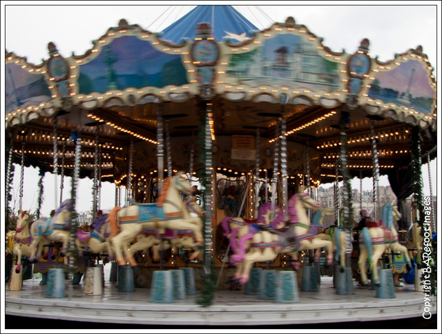 Merry-go-round opposite the Eiffel Tower