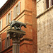 Siena - Piazza B. Tolomei - Lupa senese