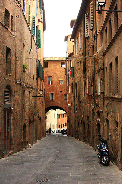 Siena - Via Fontebranda