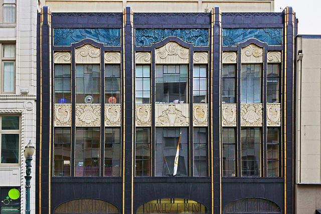 The Charles E. Berg Building – S.W. Broadway between Alder and Morrison Streets, Portland, Oregon