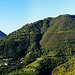 Panorama in Richtung des südlichen Teiles des Lago di Garda hinweg über Teile der Ortschaft Tremosine. ©UdoSm