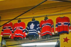 Habs:4, Leafs:1 – Kensington Avenue, Toronto, Ontario