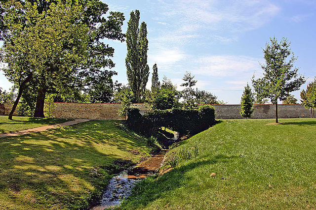 Chateau Ctěnice - Park 1