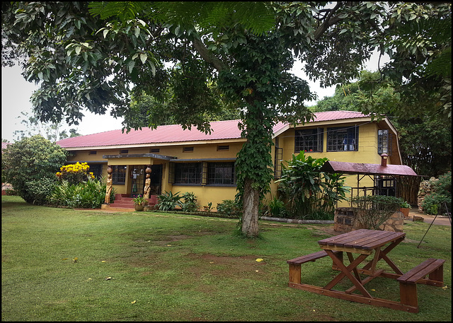 Entebbe Airport Guest House