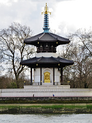 peace pagoda, battersea, london