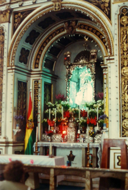 11 Copacabana: Church Interior