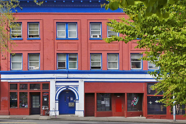 Red Brick, Blue Trim – West Burnside Street Looking Down from S.W. 17th Avenue, Portland, Oregon