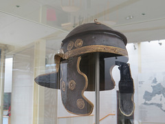 Musée d'Aalen, 4 : reproduction de casque retrouvé à Ristissen.