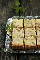 Rabarberi-mandlikreemipirukas / Rhubarb and almond tart