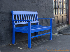 blaue bank - blue bench (HBM!)