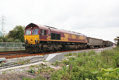 EWS 66069 leaving Day's siding - Newhaven - 21.5.2014