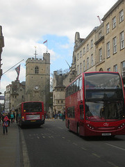 DSCN0463 Stagecoach OU58 GKF and Oxford Bus Company LF10 OXF